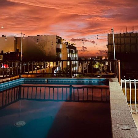 Chingon Anarchy Hotel & Roof Плайя-дель-Кармен Екстер'єр фото